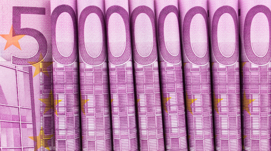 Nepredstavljivi zneski: Slovenija od danes zadolžena za dodatne tri četrt milijarde evrov (foto: Profimedia)