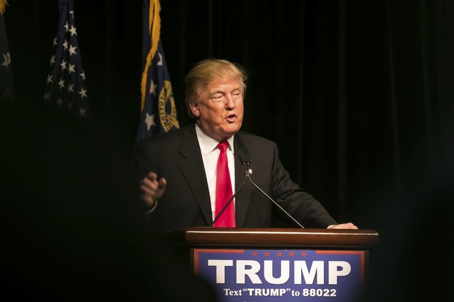 Donald Trump, zastava, politik, govorniški pult, govor