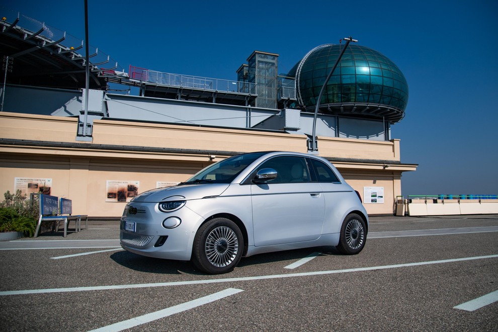 Fiat 500, avto