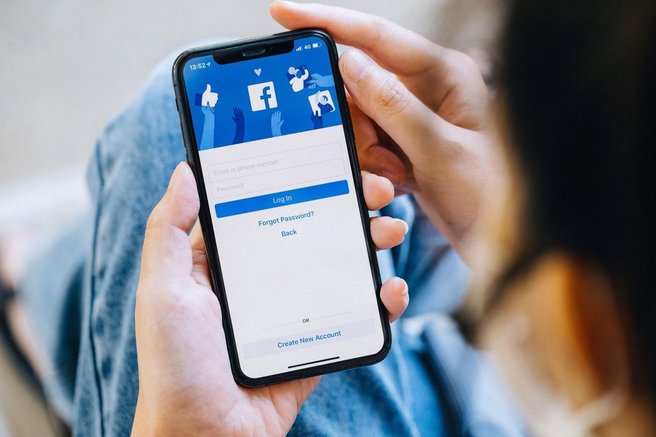Facebook uvaja nekaj novosti, a uporabniki niso ravno navdušeni