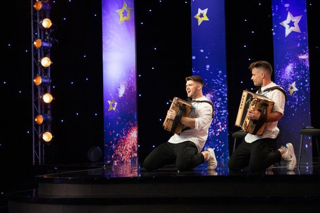 Slovenija ima talent harmonika zlati gumb