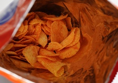 Neverjetno, a resnično: domači čips po receptu naših babic - ko enkrat poskusite tole, ga nikoli več ne boste kupili v trgovini