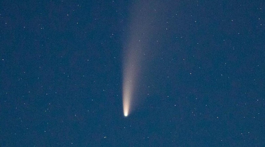 Ne zamudite spektakla na nebu! Videli bomo lahko veličasten komet, ki so ga nazadnje opazovali ljudje v kameni dobi (foto: Facebook/Wil Photography)
