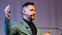 Blaž Vižintin dogodek mediji vplivneži okrogla miza Veleven Studios