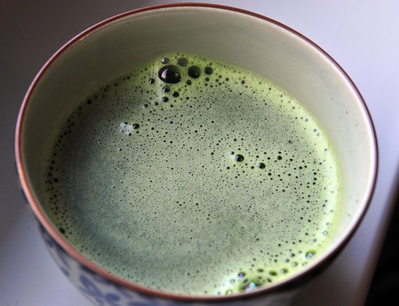 Matcha je postala zelo priljubljena zaradi številnih zdravstvenih koristi.