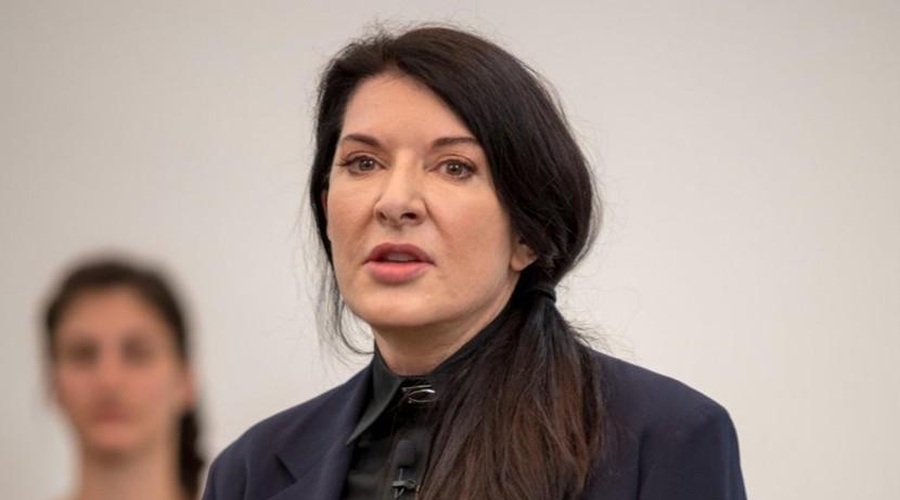 Marina Abramović znova v središču pozornosti, njena nova razstava je pritegnila množico ljudi (foto: Profimedia)