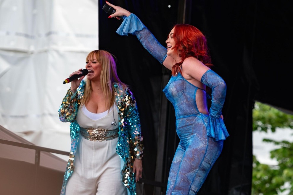 Atomic Kitten