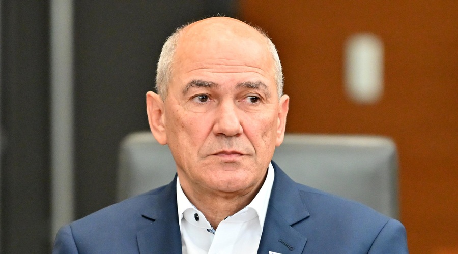 Sodišče je odločilo: Janši namesto zaporne kazni prisodili ... (foto: Profimedia)