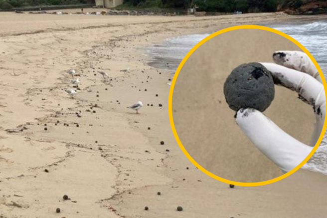 Domačini še niso videli česa takega: na dve plaži naplavilo na stotine skrivnostnih črnih kroglic