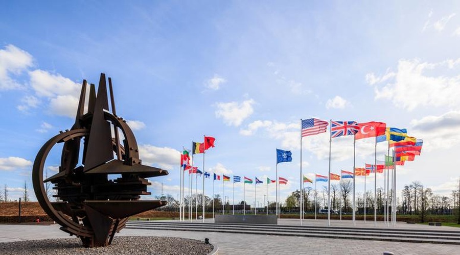 Države Ukrajini obračajo hrbet: "To bi lahko bil povod za tretjo svetovno vojno" (foto: Nato)