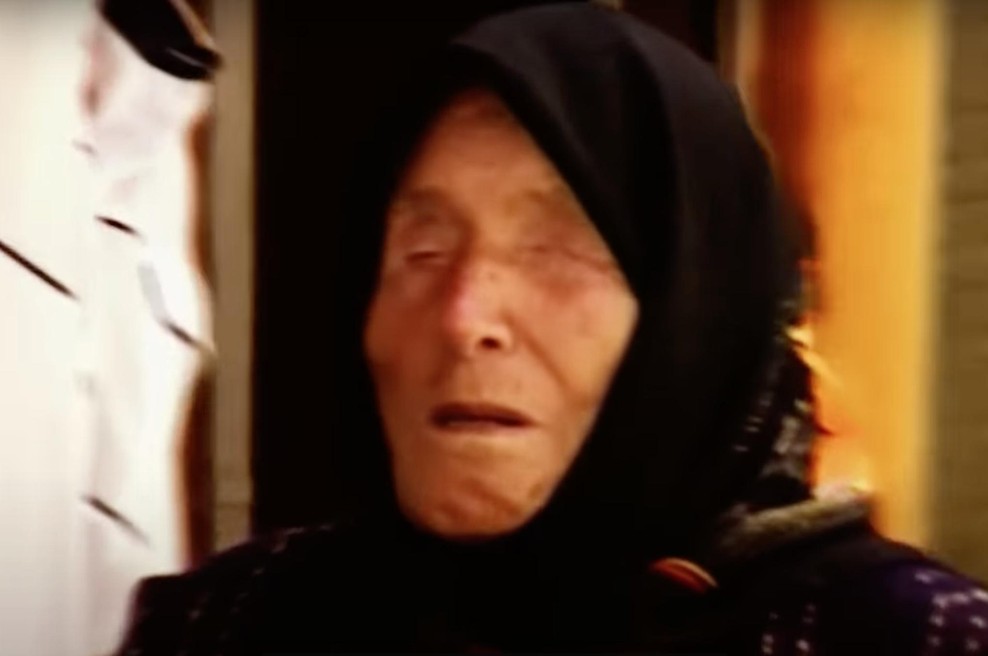 Ne samo Baba Vanga: še ena prerokinja napovedala tragedije, ki danes postajajo resničnost (njene prerokbe vzbujajo srh) (foto: posnetek zaslona / youtube)