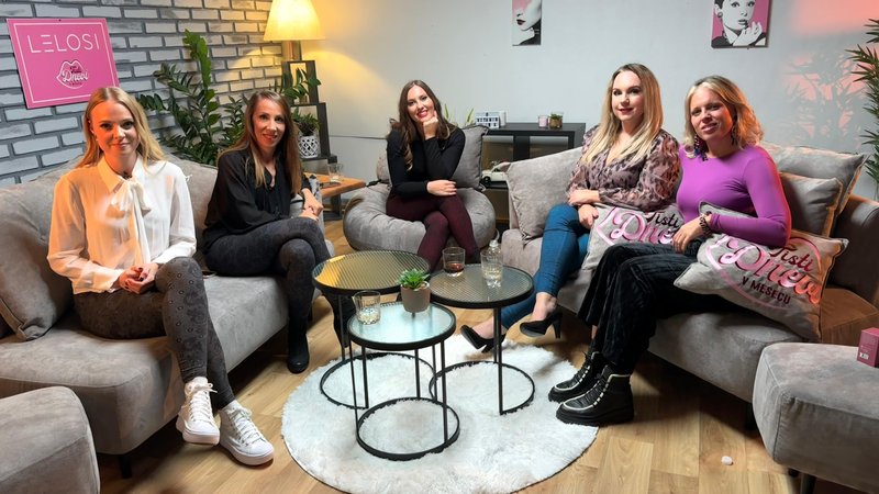 Televizijska voditeljica Manja Stević je bila gostja podkasta Tisti dnevi v mesecu.