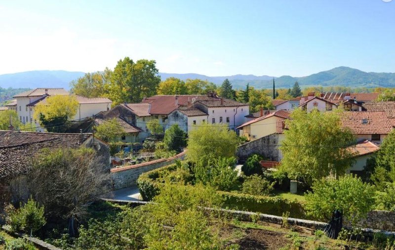 Vipava je raj za vse, ki si želijo pobega od mestnega vrveža in stresa sodobnega sveta.