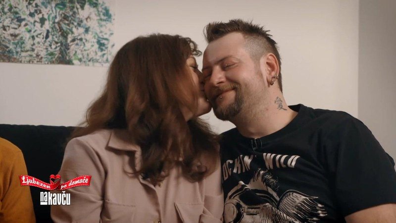 Sentya in Matej sta se razšla.