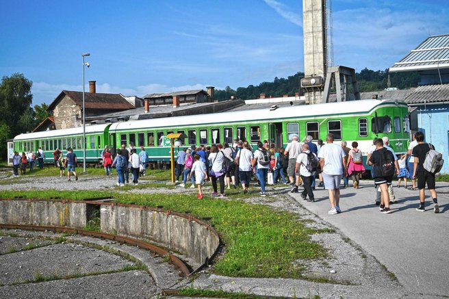 zeleni vlak potniki Slovenija