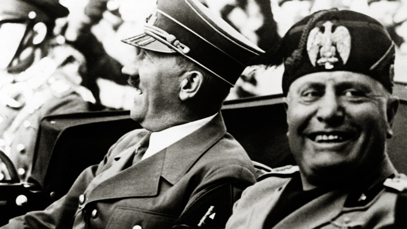 Adolf Hitler in Benito Mussolini.