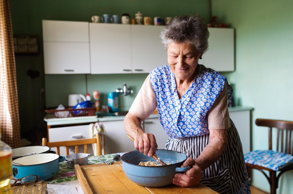 V Jugoslaviji so jih kuhali v vseh domovih: to je 7 preprostih jedi, ob katerih so odraščale številne generacije (foto: shutterstock)