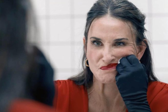 Film Substanca Demi Moore