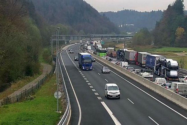 prometna nesreca