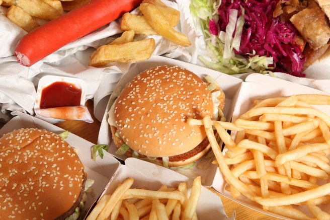 nezdrava hrana srce mastna hrana zdravje burger