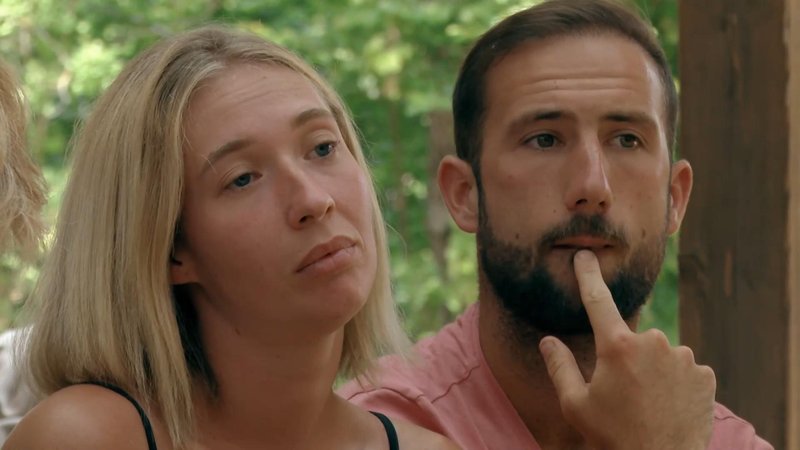 Tamara in Nik Tjaši ne verjameta.