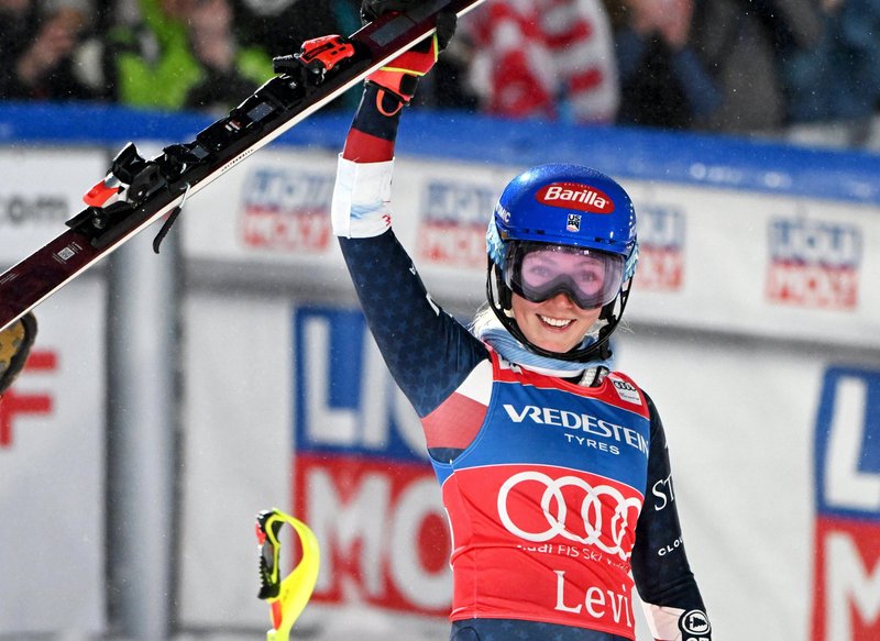 Na tekmi je svojo premoč pokazala ameriška alpska smučarka Mikaela Shiffrin.