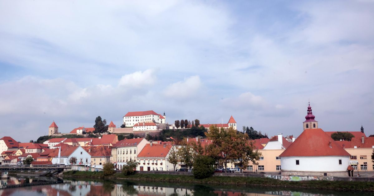 Ptuj Grad Pred začetkom obnove grajske žitnice bo potrbno premostiti še nekaj ...
