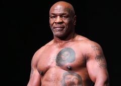 Mike Tyson se vrača v ring: pomeril se bo z legendarnim boksarjem, ki ga ni premagal še nihče
