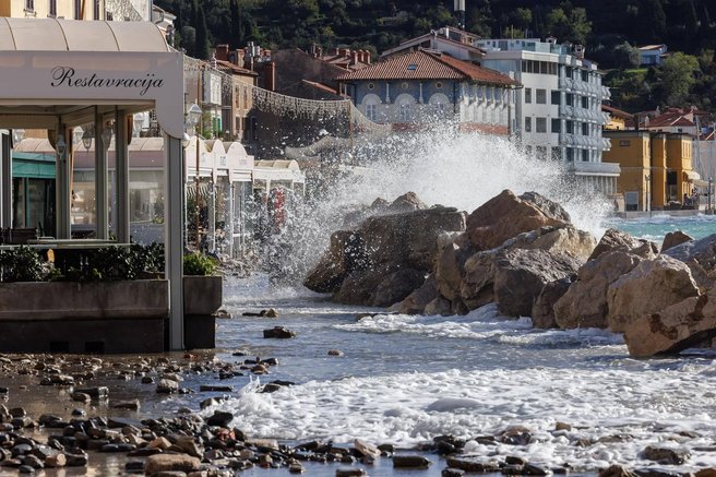 piran vreme neurje