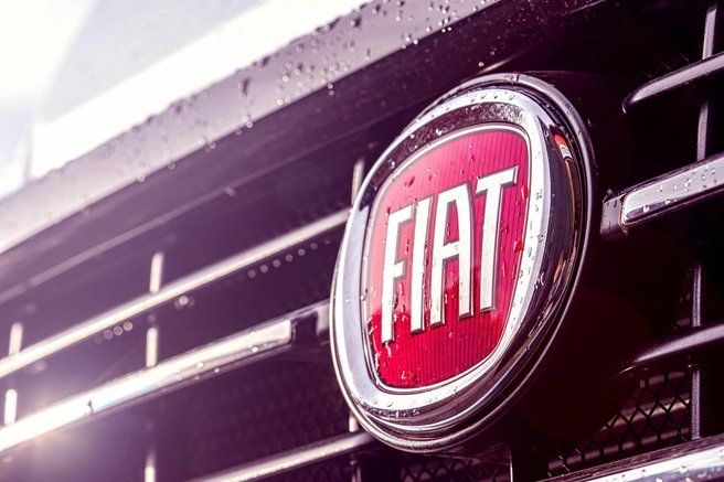 Fiat, logo