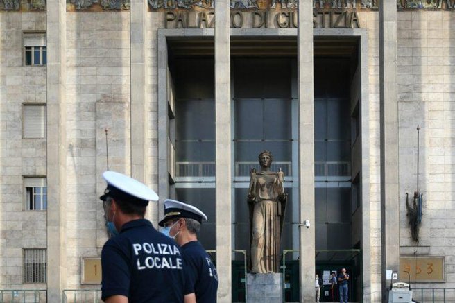 policija