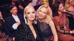 Pokukajte v dogajanje najbolj glamuroznega dogodka leta: razkrivamo fotografije slovenske smetane na (za javnost zaprti) zabavi