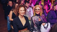 Pokukajte v dogajanje najbolj glamuroznega dogodka leta: razkrivamo fotografije slovenske smetane na (za javnost zaprti) zabavi