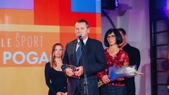 Pokukajte v dogajanje najbolj glamuroznega dogodka leta: razkrivamo fotografije slovenske smetane na (za javnost zaprti) zabavi