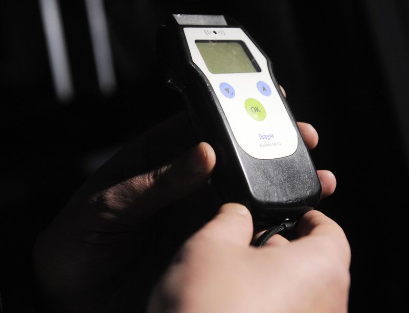 Ujeli voznika, ki je imel v krvi kar 2,5 promila alkohola: čez nekaj dni je bil spet pijan za volanom