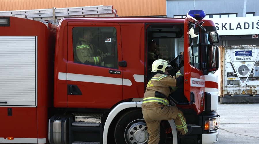 Katastrofalna škoda: zagorela je hiša, škode za 40.000 evrov (foto: Borut Živulović/Bobo)