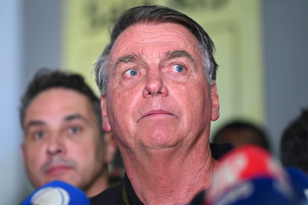 Nekaj dni pred prestajanjem zaporne kazni aretirali nekdanjega brazilskega predsednika (foto: Profimedia)