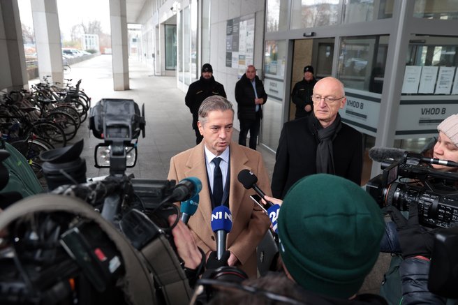 vlada bobnar kpk