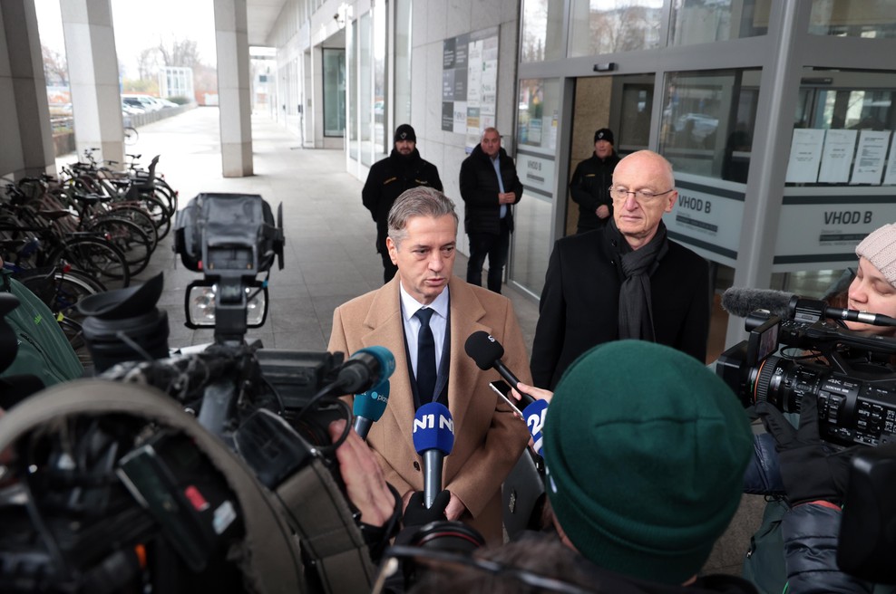 Golob demantiral vse obtožbe in celoten postopek označil za navadno farso (foto: BOBO)