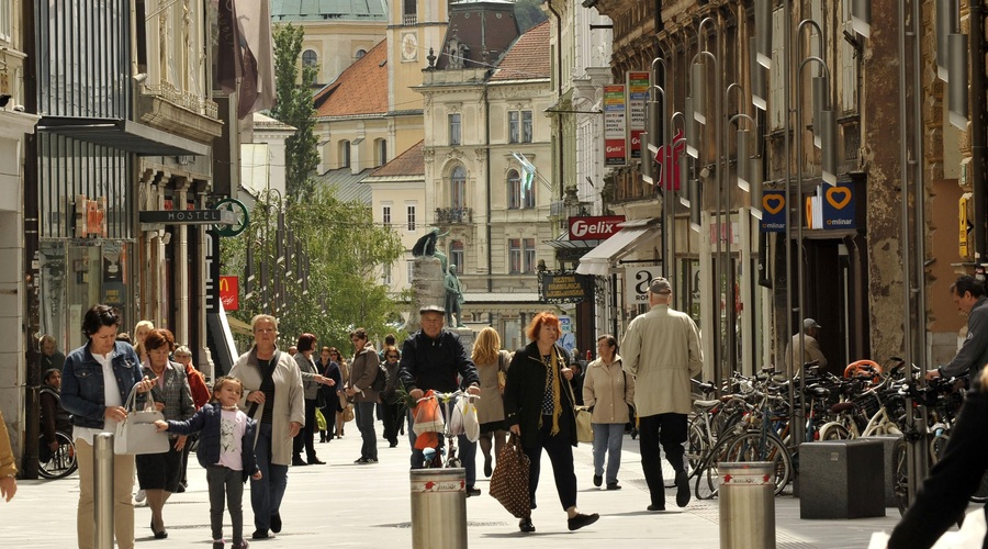 Središče Ljubljane bo pokalo po šivih: prihaja dogodek, ki pritegne veliko ljudi (foto: Bobo)
