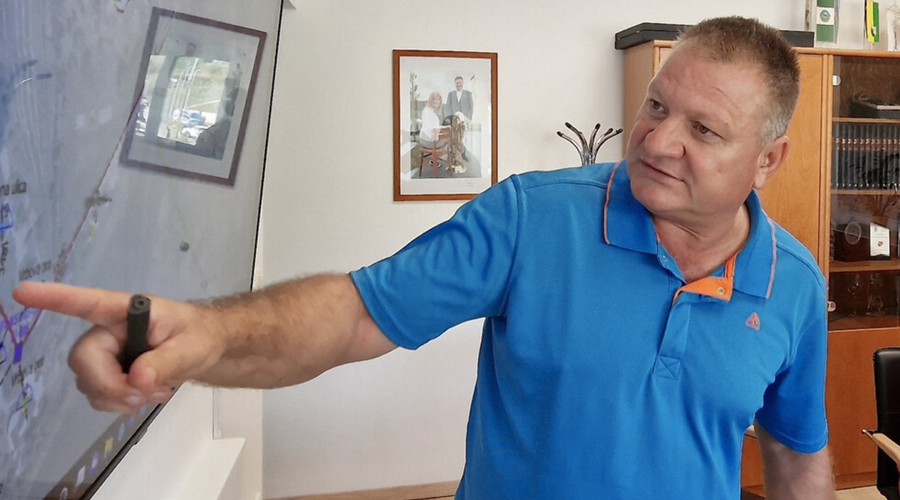 Župan štajerske občine, proti kateremu so vložili kazensko ovadbo, zanikal vse očitke (foto: Facebook/Občina Šentilj - uradna stran)