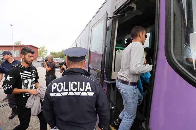 avtobus policija