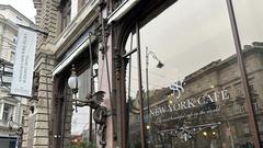 New York Cafe kavarna Budimpešta