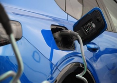 Prodaja električnih avtomobilov v svetu doživela močan vzpon - a ne povsod