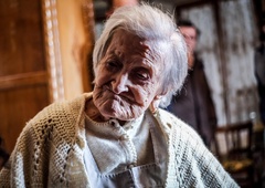 Živela je 117 let, čeprav ni jedla sadja in zelenjave: več kot 100 let je bilo vsak dan na njenem krožniku to