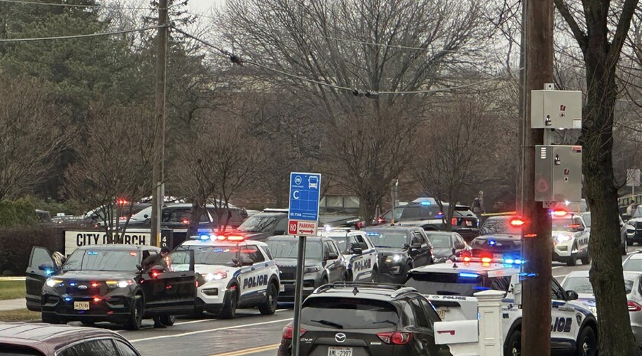 Tragedija v krščanski šoli: 15-letnica z orožjem ubila dve osebi in nato še sebi vzela življenje (foto: Twitter)