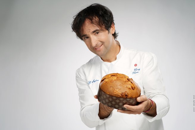 Chef Tomaž Kavčič s prvovrstnim božičnim panettonom slika zgodbo o Sloveniji:  Namesto rozin kar ekstrakt gina v želatini brez alkohola