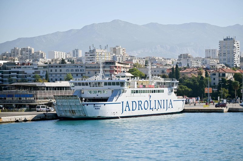 jadrolinija, trajekt, zadar