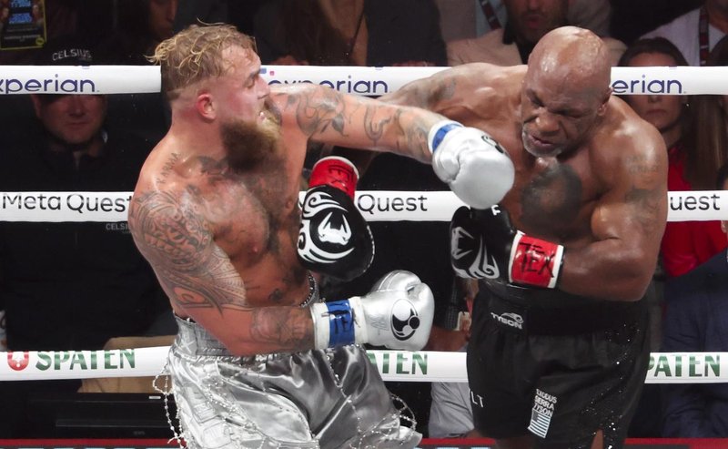 Mike Tyson se vrača v ring: pomeril se bo z legendarnim boksarjem, ki ga ni premagal še nihče