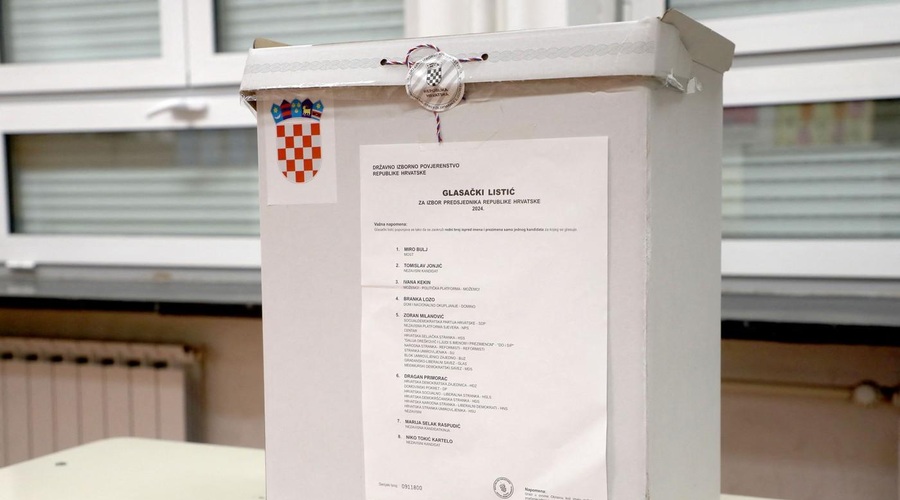 Škandal na Hrvaškem: proruski boti naj bi se vmešavali v volitve (foto: Profimedia)
